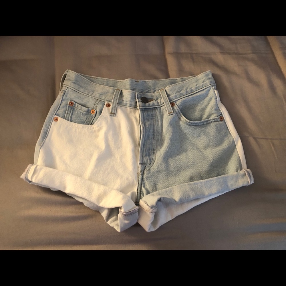 Levi colorblock Mom shorts